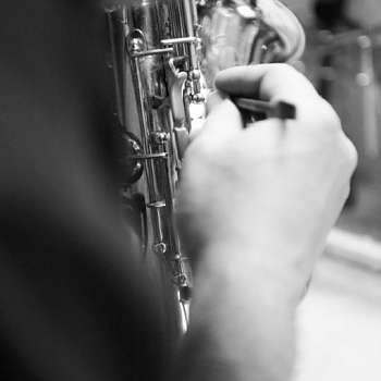 saxophone repair pad un-tuck
