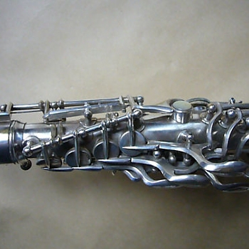 Media '$(KGrHqV,!gsE0wh+!tNGBNYRt4g1uQ~~ 12' in album 'Raymond DuBois Essor Model'